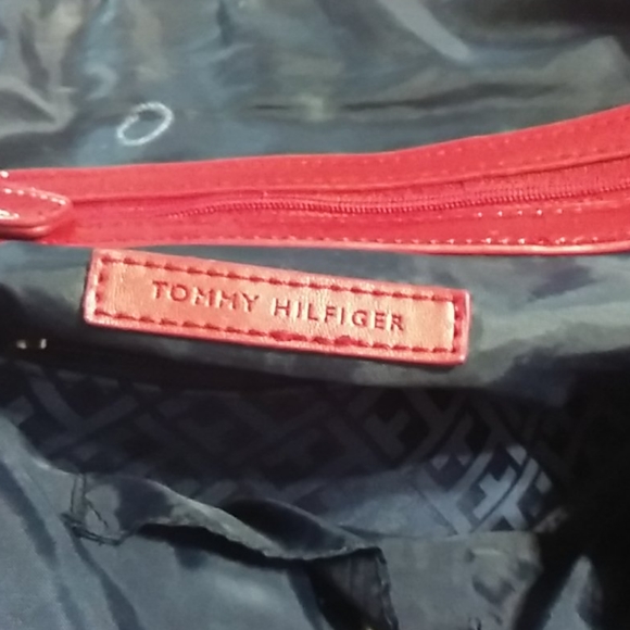 Tommy Hilfiger Bag - Picture 6 of 7